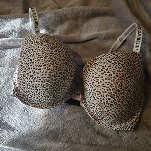 Victoria's secret bra